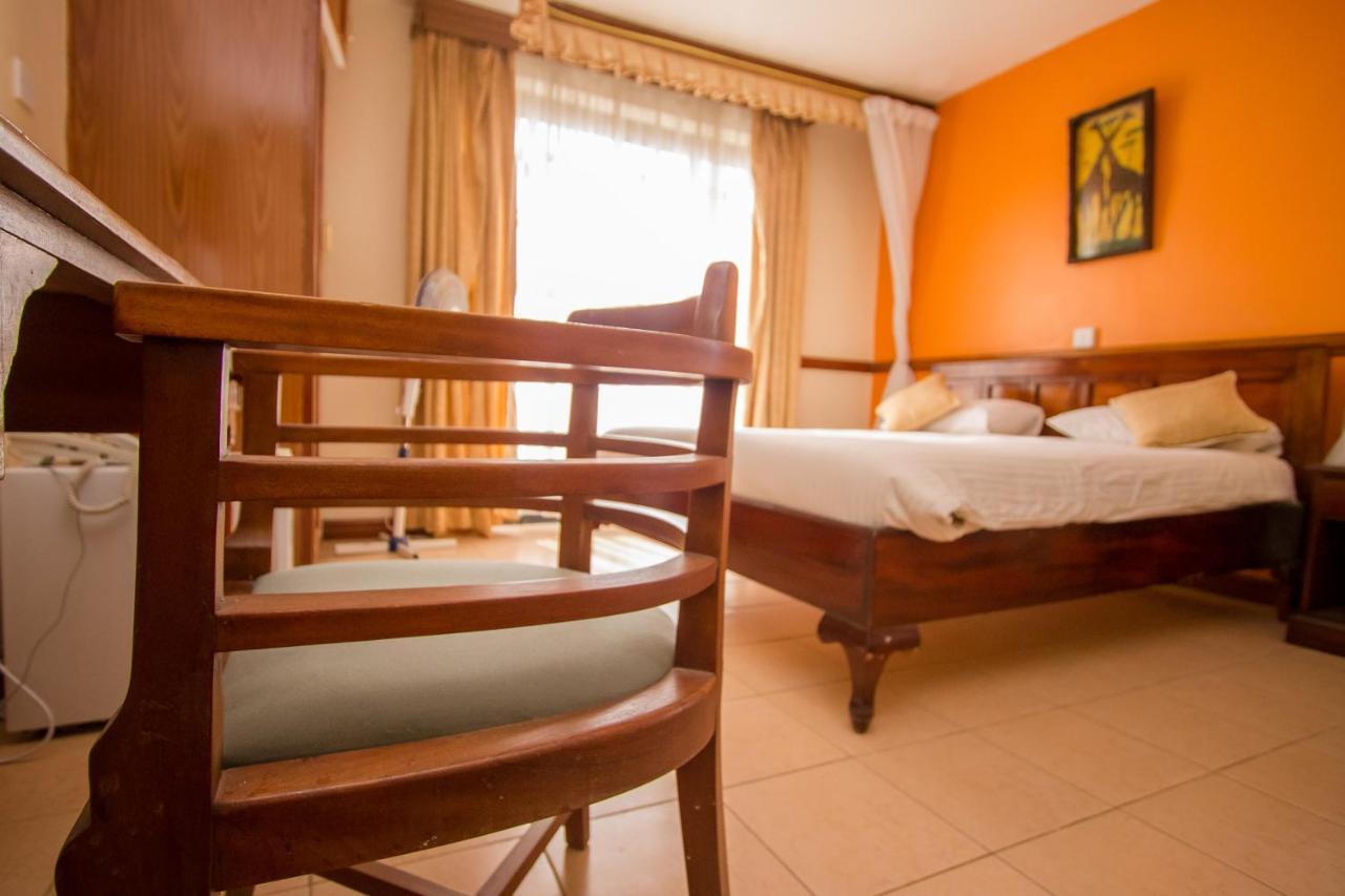 Grays Oak Hotel Athi River Extérieur photo